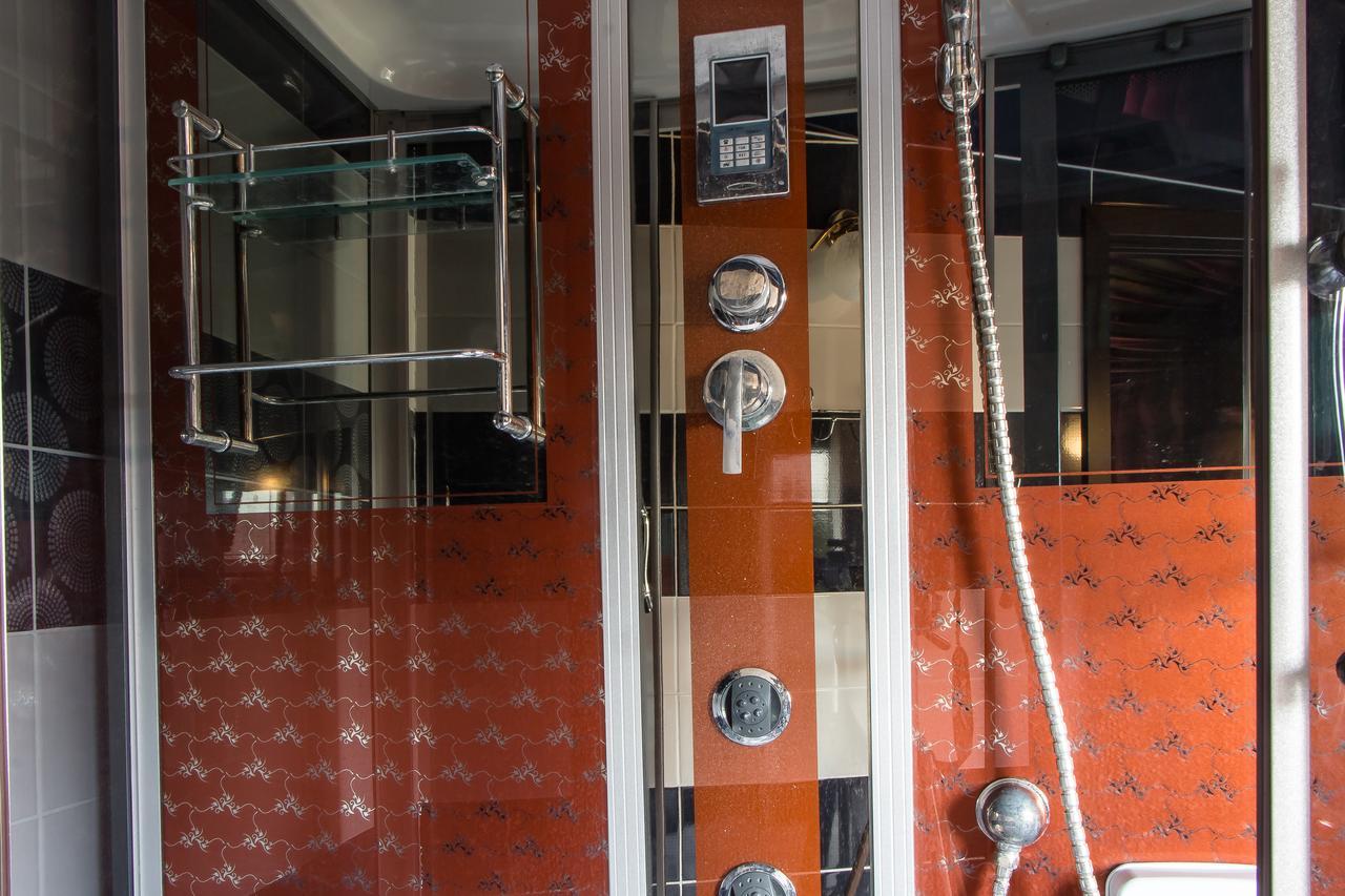 India Palace Hotel Kharkiv Luaran gambar