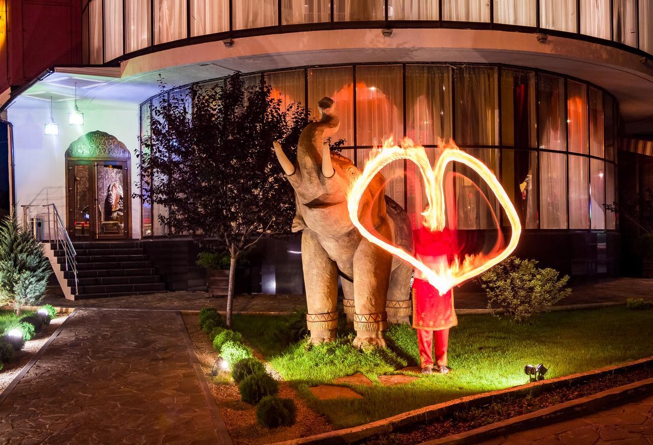 India Palace Hotel Kharkiv Luaran gambar