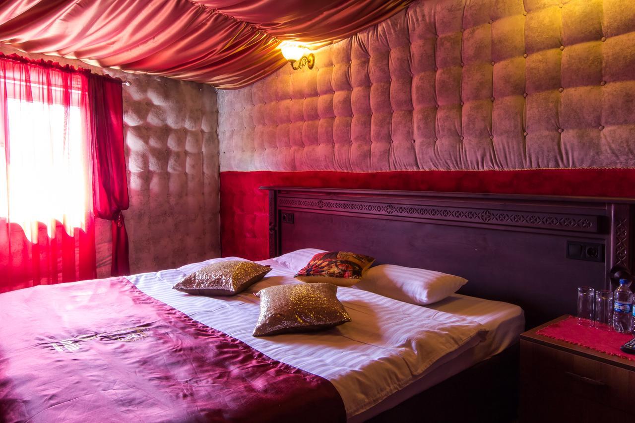 India Palace Hotel Kharkiv Luaran gambar
