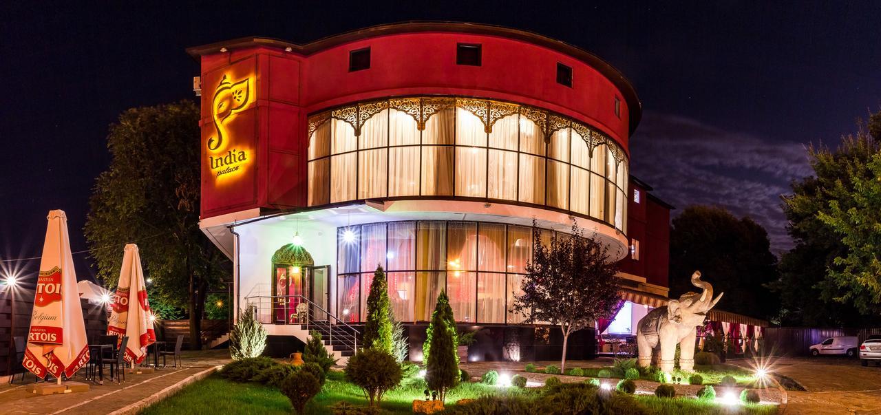 India Palace Hotel Kharkiv Luaran gambar